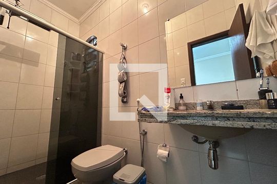 Casa para alugar com 3 quartos, 218m² em Mangueiras, Belo Horizonte