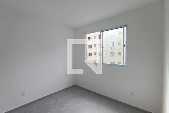Quarto 1 de apartamento para alugar com 2 quartos, 40m² em Jardim Alvorada, Nova Iguaçu
