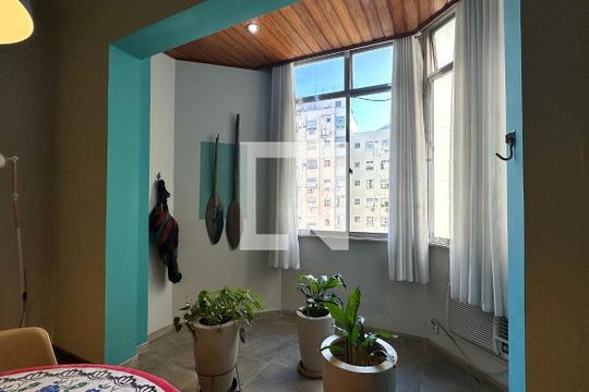 Apartamento para alugar com 3 quartos, 144m² em Copacabana, Rio de Janeiro
