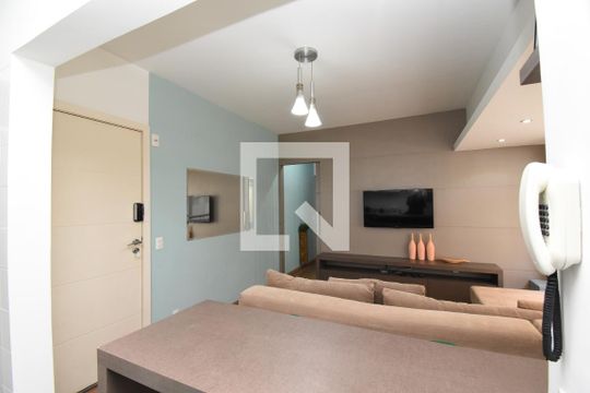 Apartamento à venda com 2 quartos, 50m² em Centro, Curitiba