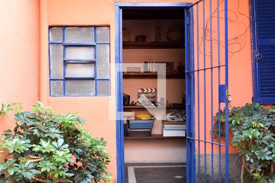 Escritório de casa à venda com 2 quartos, 125m² em Pinheiros, São Paulo