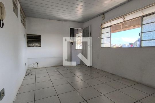 Quarto 1 de apartamento para alugar com 2 quartos, 110m² em Concórdia, Belo Horizonte