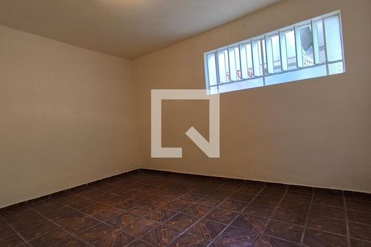 Quarto 1 de apartamento para alugar com 2 quartos, 110m² em Concórdia, Belo Horizonte