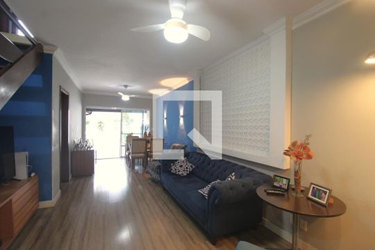 Sala de casa de condomínio à venda com 3 quartos, 170m² em Gardenia Azul, Rio de Janeiro