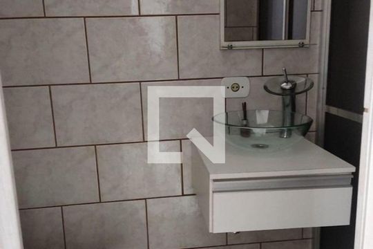 Casa à venda com 2 quartos, 84m² em Vila Joao Batista, São Paulo