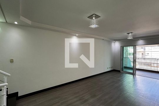Sala de casa para alugar com 3 quartos, 250m² em Vila Dora, Santo André