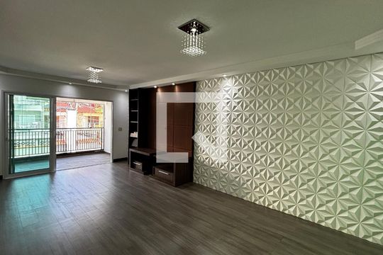 Sala de casa para alugar com 3 quartos, 250m² em Vila Dora, Santo André