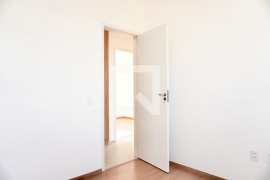 Quarto 1 de apartamento para alugar com 3 quartos, 68m² em Palmeiras, Belo Horizonte