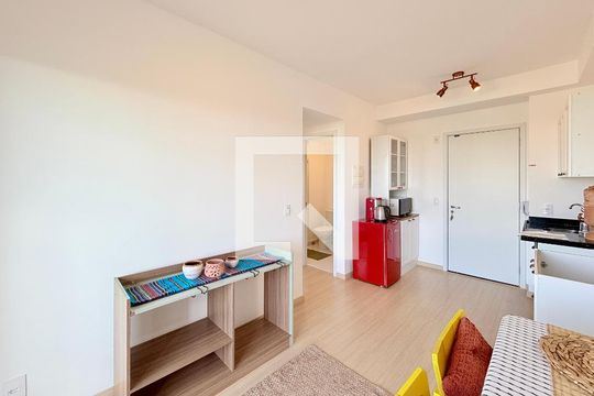 Sala de apartamento para alugar com 1 quarto, 34m² em Santo Amaro, São Paulo