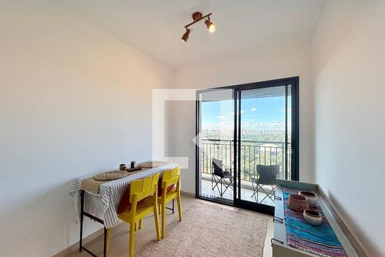 Sala de apartamento para alugar com 1 quarto, 34m² em Santo Amaro, São Paulo