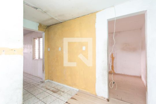 Quarto 2 de casa para alugar com 2 quartos, 48m² em Jardim Cleide, São Paulo