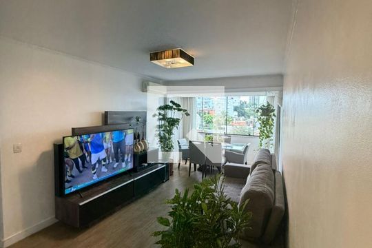 Sala de apartamento à venda com 2 quartos, 100m² em Jardim São Pedro, Porto Alegre