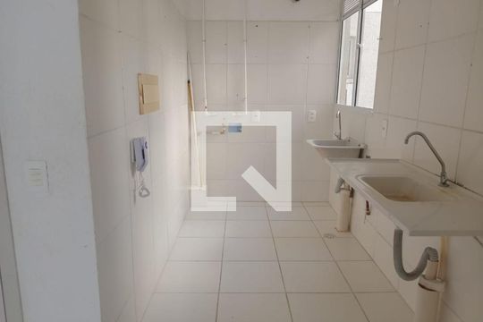 Sala/cozinha de apartamento para alugar com 2 quartos, 50m² em Cabuçu, Nova Iguaçu