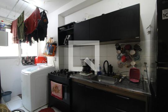 Cozinha de apartamento para alugar com 2 quartos, 49m² em Pechincha, Rio de Janeiro