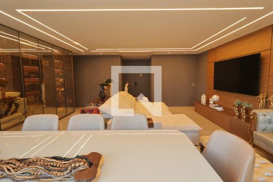 Sala de apartamento à venda com 3 quartos, 147m² em Vila Mariana, São Paulo