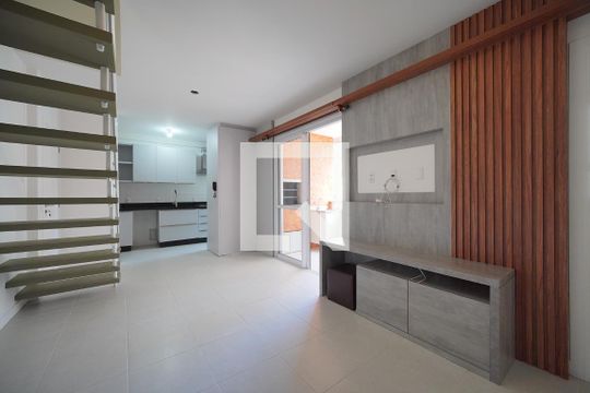 Apartamento para alugar com 2 quartos, 98m² em Córrego Grande, Florianópolis