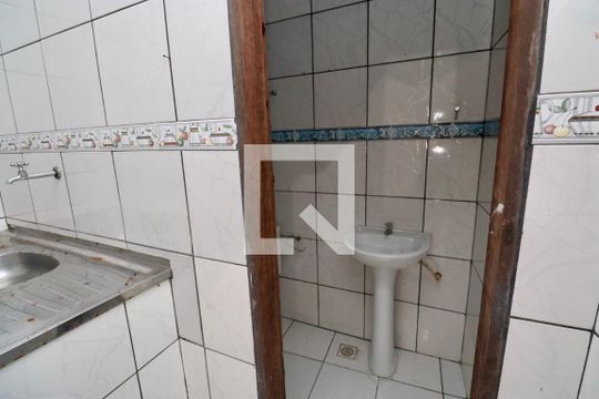 Banheiro de casa para alugar com 1 quarto, 5072m² em Itapuã, Salvador