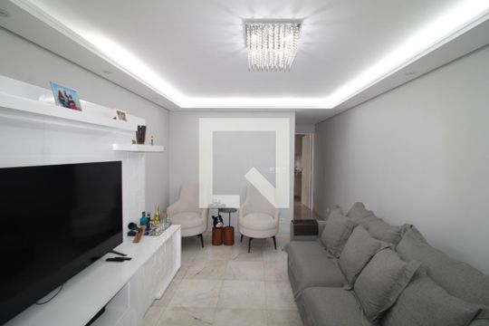 Sala de casa à venda com 3 quartos, 150m² em Vila Mirante, São Paulo