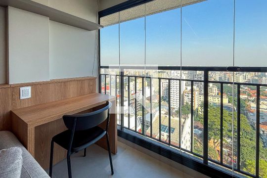 Apartamento para alugar com 1 quarto, 28m² em Pinheiros, São Paulo