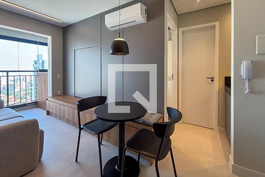Apartamento para alugar com 1 quarto, 28m² em Pinheiros, São Paulo