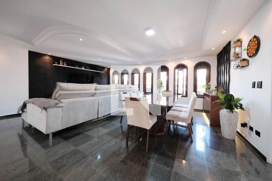 Sala de casa para alugar com 3 quartos, 450m² em Vila Matilde, São Paulo