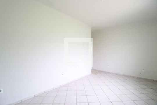 Sala  de casa para alugar com 3 quartos, 130m² em Santa Mônica, Uberlândia