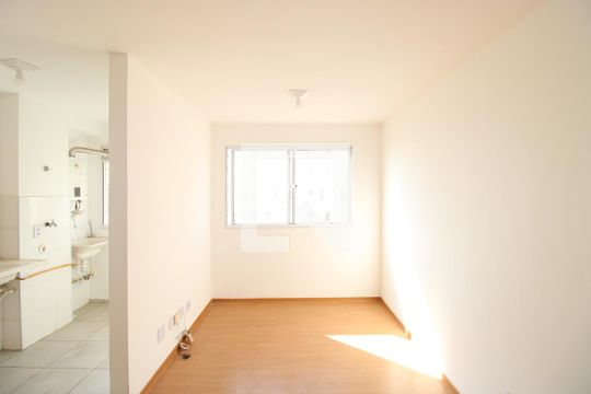 Sala / Cozinha de apartamento para alugar com 2 quartos, 44m² em Colônia (zona Leste), São Paulo