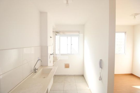 Sala / Cozinha de apartamento para alugar com 2 quartos, 44m² em Colônia (zona Leste), São Paulo