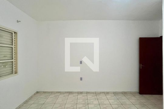 Quarto 1 de casa à venda com 3 quartos, 200m² em Fundacao da Casa Popular, Campinas