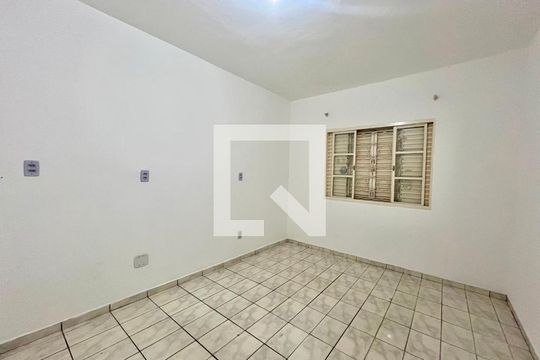 Quarto 1 de casa à venda com 3 quartos, 200m² em Fundacao da Casa Popular, Campinas