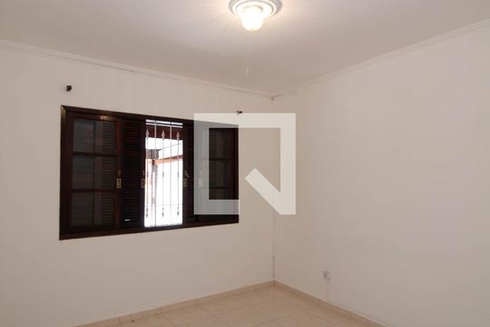 Quarto 1 de casa para alugar com 2 quartos, 86m² em Vila Trabalhista, Guarulhos