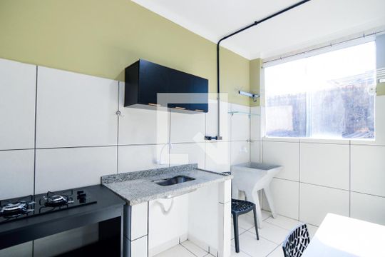 Cozinha e Área de Serviço de kitnet/studio para alugar com 1 quarto, 25m² em Jardim Carvalho, Guarulhos