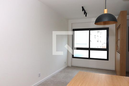 Apartamento para alugar com 1 quarto, 42m² em São João, Porto Alegre