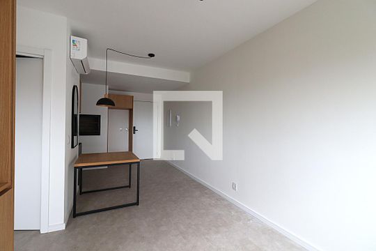 Apartamento para alugar com 1 quarto, 42m² em São João, Porto Alegre