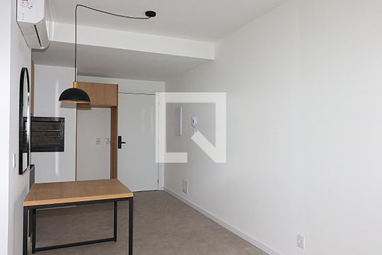 Apartamento para alugar com 1 quarto, 42m² em São João, Porto Alegre