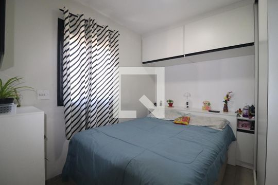 Quarto 1 de apartamento para alugar com 2 quartos, 40m² em Parque Erasmo Assunção, Santo André