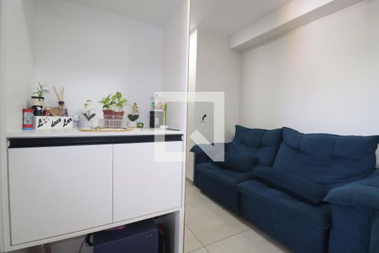 Sala de apartamento para alugar com 2 quartos, 40m² em Parque Erasmo Assunção, Santo André