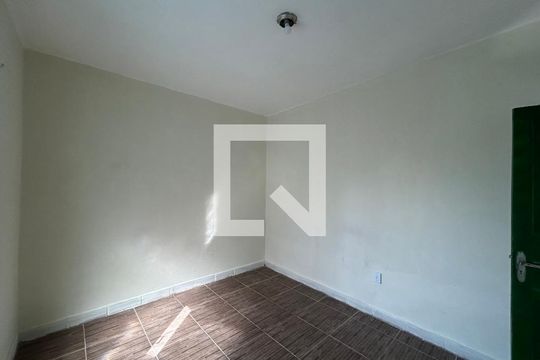 Quarto 1 de casa para alugar com 2 quartos, 85m² em Cabuís, Nilópolis