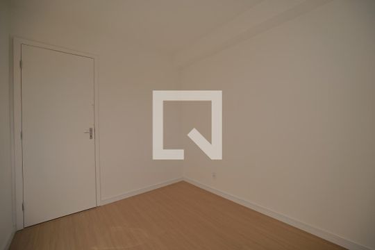 Quarto 2 de apartamento para alugar com 2 quartos, 53m² em Parque Maria Luiza, São Paulo
