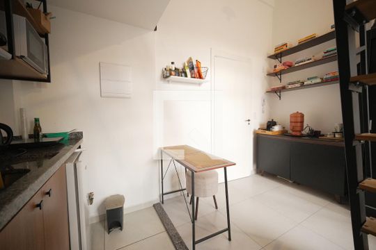 Cozinha de kitnet/studio à venda com 1 quarto, 36m² em Mossunguê, Curitiba