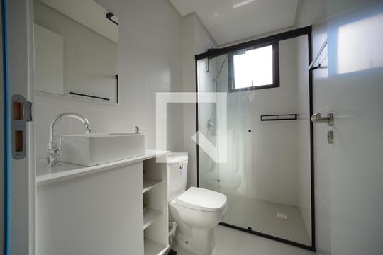 Banheiro Social de apartamento para alugar com 1 quarto, 40m² em Centro, Florianópolis