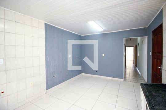 Sala/Cozinha de casa para alugar com 3 quartos, 100m² em Sítio dos Vianas, Santo André