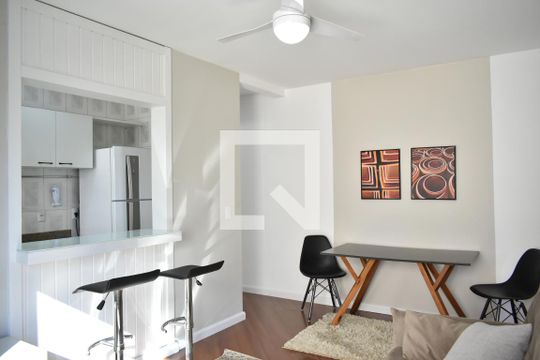 Sala de apartamento para alugar com 1 quarto, 50m² em Vila Clementino, São Paulo