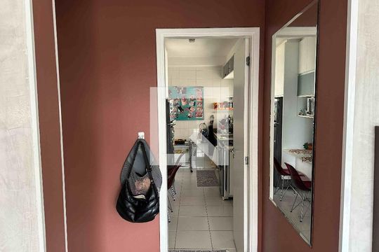 Entrada  de apartamento para alugar com 3 quartos, 144m² em Alphaville, Santana de Parnaíba