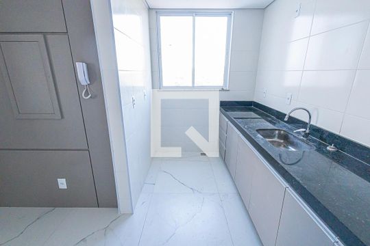 cozinha de apartamento para alugar com 3 quartos, 149m² em Manacás, Belo Horizonte