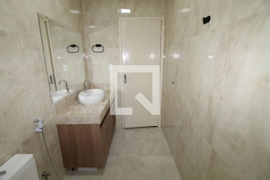 Banheiro de casa para alugar com 3 quartos, 100m² em Bosque dos Eucaliptos, São José dos Campos