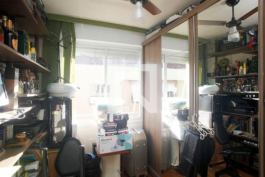 Quarto 1 de apartamento à venda com 3 quartos, 76m² em Jardim Botânico, Porto Alegre