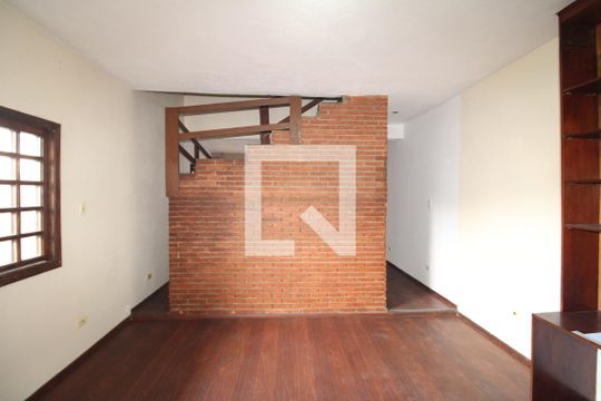 Sala de casa à venda com 3 quartos, 260m² em Vila Renato, São Paulo