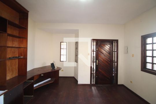 Sala de casa à venda com 3 quartos, 260m² em Vila Renato, São Paulo