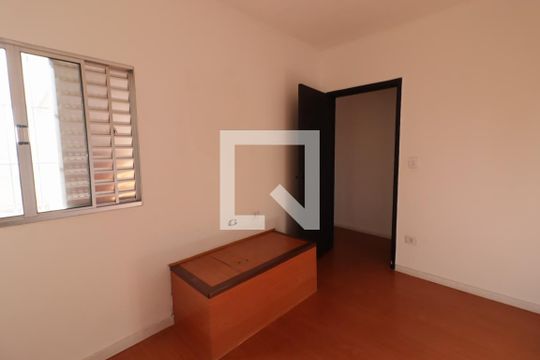 Quarto 2 de casa à venda com 4 quartos, 160m² em Jardim das Flores, Osasco